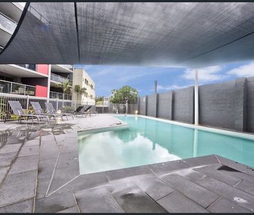 FURNISHED STUDIO APARTMENT FOR RENT IN CENTRAL LOCATION! - Photo 4