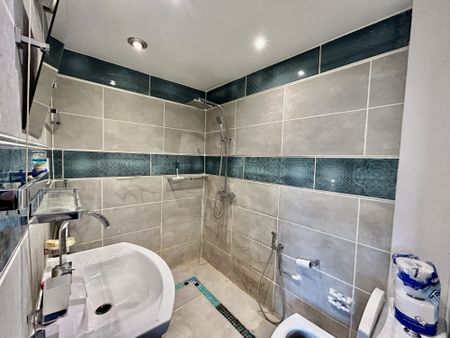 ******** AVAILABLE NOW**** MORE PROPERTIES REQUIRED IN THIS AREA TENANTS WAITING*****ENTRANCE HALLWAY*** DINING KITCHEN ***** RECEPTION ROOM **** ON STREET PARKING **** - Photo 4