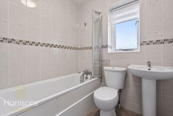 2 bedroom semi-detached house to rent - Photo 1