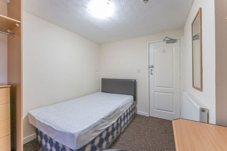 119 Tiverton Road - Photo 5