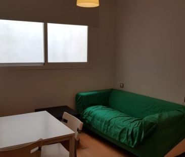 Estudio de alquiler en Calle San Telmo, Centro Histórico - Photo 1