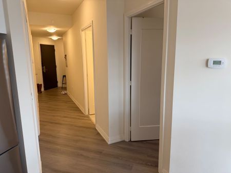 For Lease - 9000 Jane Street Unit# 2424, Vaughan, Ontario - Photo 2