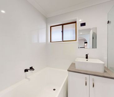 Charming 3-Bedroom Home in a Quiet Location - Photo 2