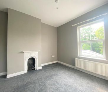 2 bedroom semi-detached house to rent - Photo 6