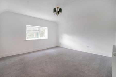 7 bedroom detached house to rent - Photo 5