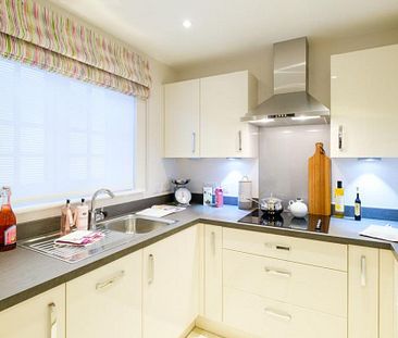 TO RENT - Le Jardin, Station Road, Letchworth Garden City, Herfordshire, SG6 3BA - Photo 5