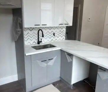 Charlton Hall | 52 Charlton Avenue West, Hamilton - Photo 1
