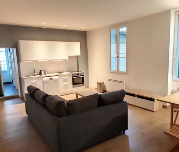 A LOUER AVIGNON INTRAMUROS ( 84000 ) : charmant appartement 2 pièce... - Photo 2