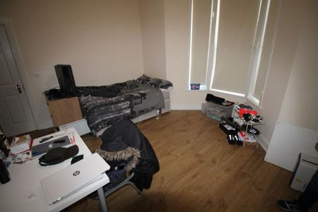 5 bedroom house to rent - Photo 4