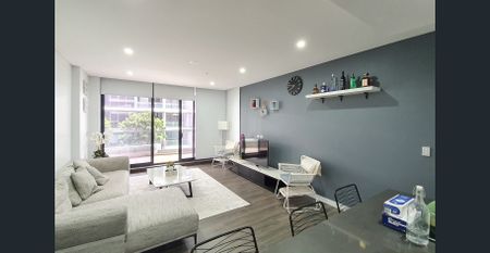 FURNISHED 3 BEDROOM APARTMENT WITH PARKING IN MASCOT CENTRAL - Photo 5