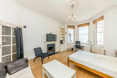 Earls Court Road, Earls Court, SW5 - Photo 2