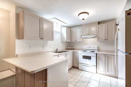 For Lease - 3268 Topeka Drive Unit# Lower, Mississauga, Ontario - Photo 3