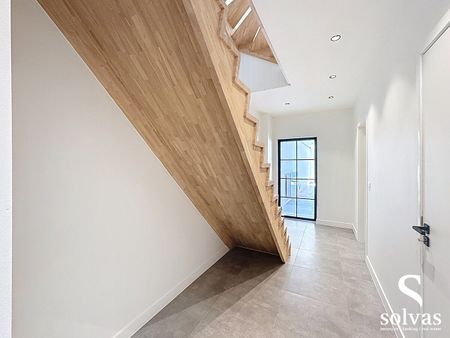 Prachtige nieuwbouwwoning met 4 slaapkamers en tuin - Photo 3