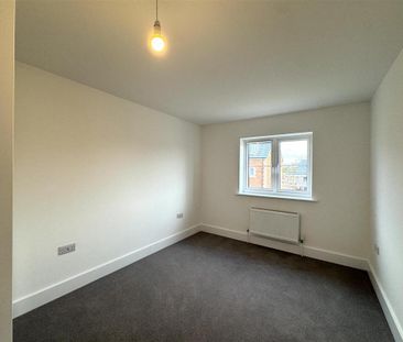 3 bedroom detached house to rent - Photo 6