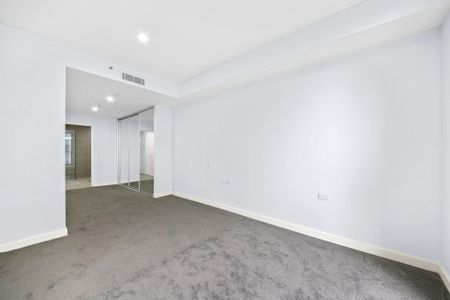 Modern Apartment in the Heart of Mascot ** Available 17/12/25 ** - Photo 2