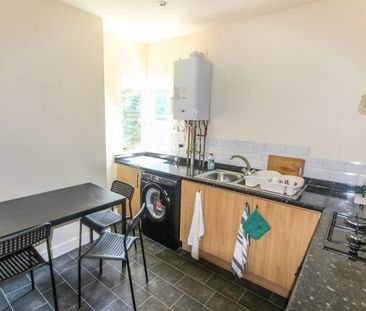 3 Bed - Ground & First Floor Flat, Winchester Avenue, West End, Lei... - Photo 2