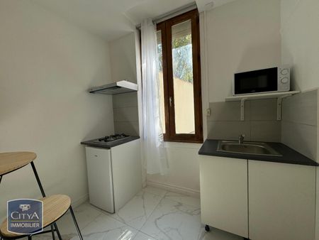 Location Appartement 1 pièce 16m² AVIGNON 84000 - Photo 3