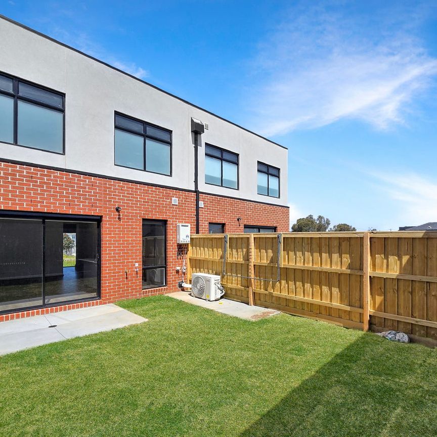 Fabulous 4-bedroom home! - Photo 1