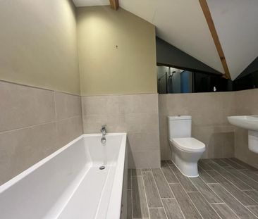 1 bedroom flat to rent - Photo 6