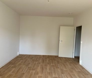 Mit Aufzug! 1-Zimmer-Wohnung mit Balkon - Foto 3