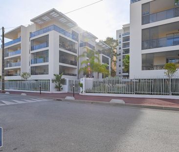 Location Appartement 2 pièces 44m² LE CANNET 06110 - Photo 2