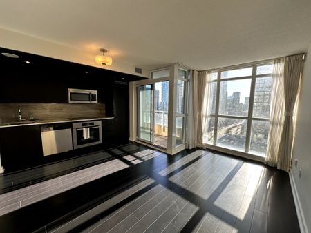 For Lease - 10 Capreol Court Unit# 1710, Toronto, Ontario - Photo 3