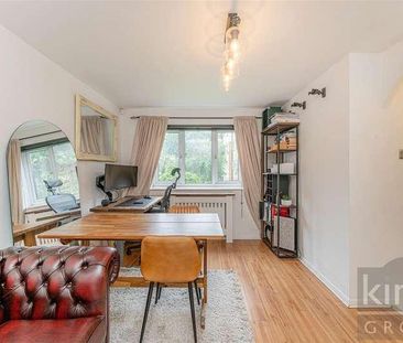 Celadon Close, Enfield, EN3 - Photo 2