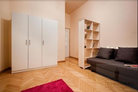 3 pokoje, świetna lokalizacja - Na wynajem - Zdjęcie 4