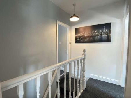 Kirkby Street - Bed, LN5 - Photo 2