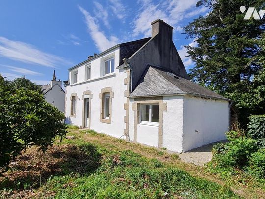 2031 - PLOUNEOUR MENEZ - PROXIMITE IMMEDIATE ECOLES - MAISON 3 CHAMBRES - PARCELLE 799M² - Photo 1