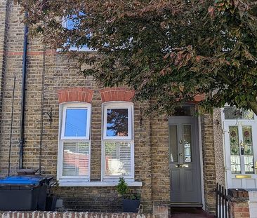 3 Bed Terraced House, Denison Road, SW19 - Photo 6