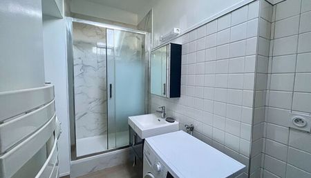 Appartement 3 pièces 40m2 REIMS 732 euros - Photo 2