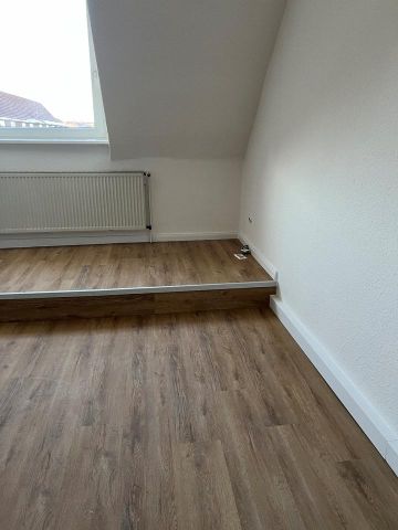 2 Zi , 58 qm mit Balkon in der Südstadt - komplett renoviert - Photo 3