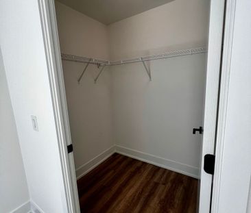 For Lease - 2450 Old Bronte Road Unit# 518, Oakville, Ontario - Photo 1