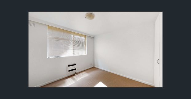 All you need under one roof... - Photo 1