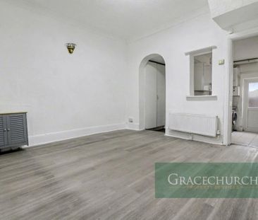 4 bedroom terraced house to rent - Photo 1