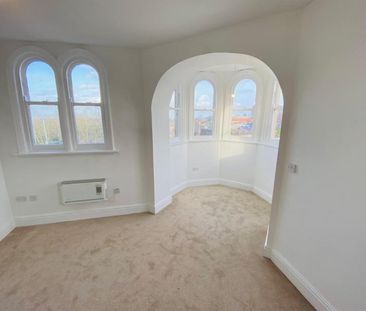 1 bedroom Flat To Let - Photo 1
