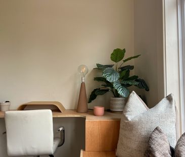 Room in a Shared House, Littleton Road, M7 - Photo 1