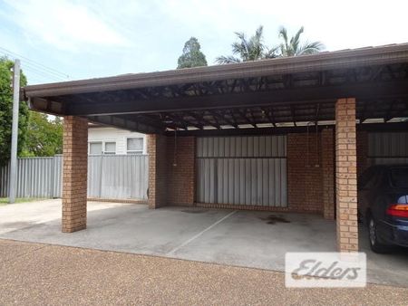 PRIVATE COURTYARD + EASY CARE LIVING - Photo 2