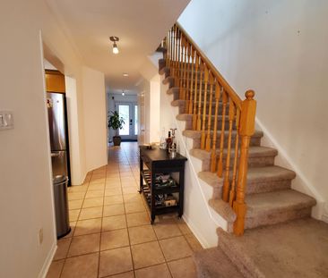 For Lease - 5134 Silvercreek Drive, Burlington, Ontario - Photo 6