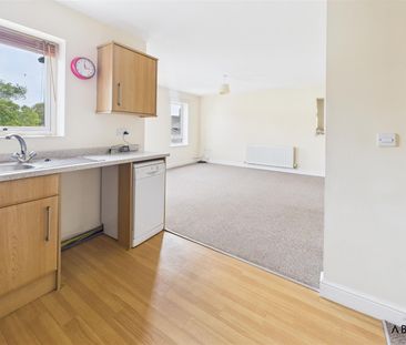 Hall Lane, Ashbourne DE6 1EB - Photo 5