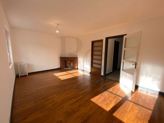 Location Appartement 5 pièces 122m² - Photo 1