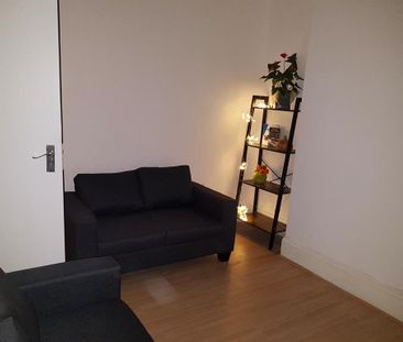 1 bedroom house of multiple occupation to rent - Photo 1