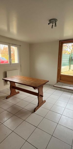 Location Maison 2 pièces 35m² ST PLANCHERS 50400 - Photo 1