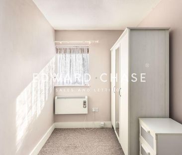 2 bedroom ground floor flat to rent - Photo 6