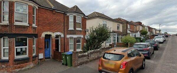 Room in a Shared Flat, Ashtree Road, SO18 - Photo 1