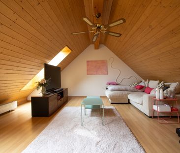 Vaste appartement-galerie dans le centre-ville d'Aarberg - Foto 2