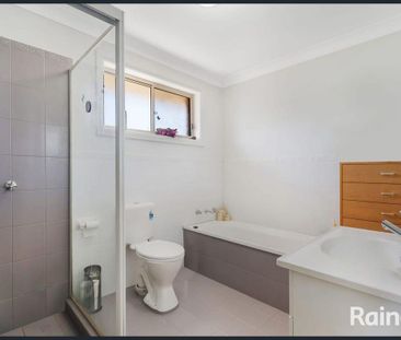 LOCATION! LOCATION! LOCATION! - Photo 6