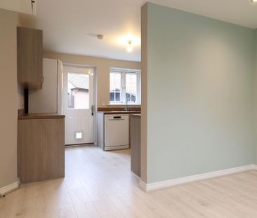 3 bedroom detached house to rent - Photo 3