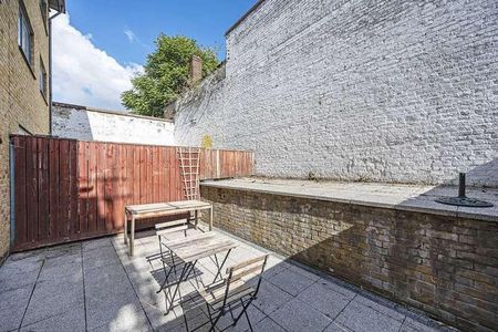 Mile End Road, Whitechapel, E1 - Photo 2